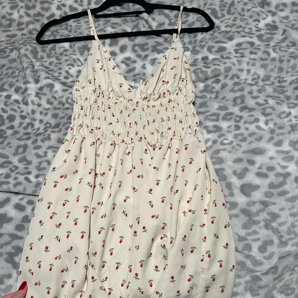 Princes polly roses dress size 8